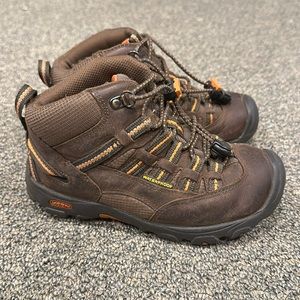 Kids size 13 keen hiking boots